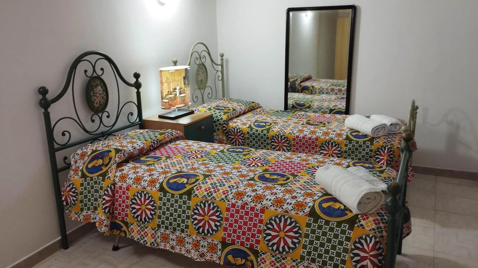 Appartamento La Casa Di Nana In Centro Palermo